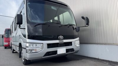 トヨタ コースター フロントガラス修理【福島市】