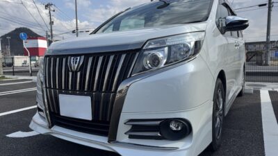 トヨタ エスクァイア フロントガラス修理【福島市】